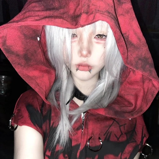 aesthetic vampire pfp fantasy