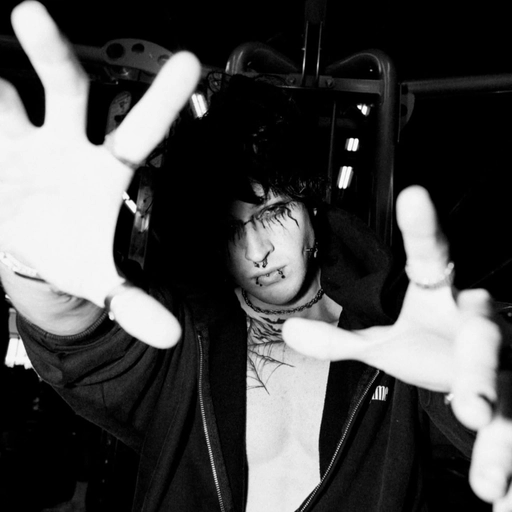 aesthetic vampire pfp stylish