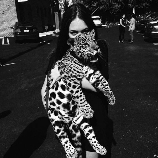 aesthetic black and white profile pictures girl