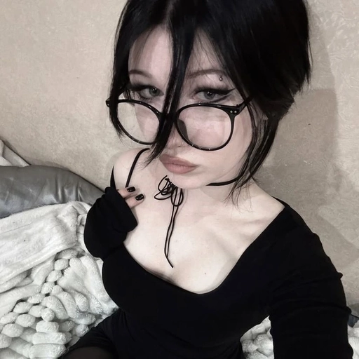 moody aesthetic pfp black profile picture 