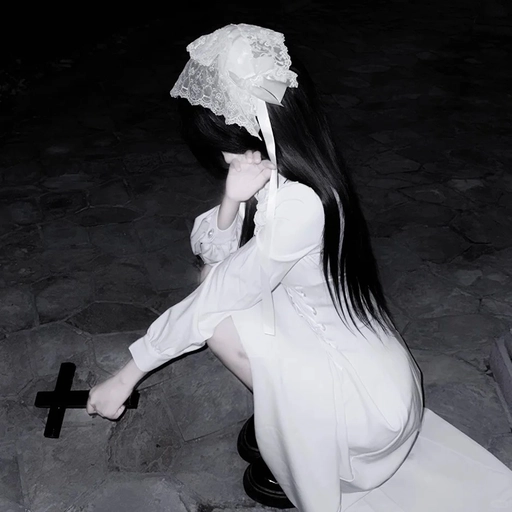 goth aesthetic pfp dark and cute