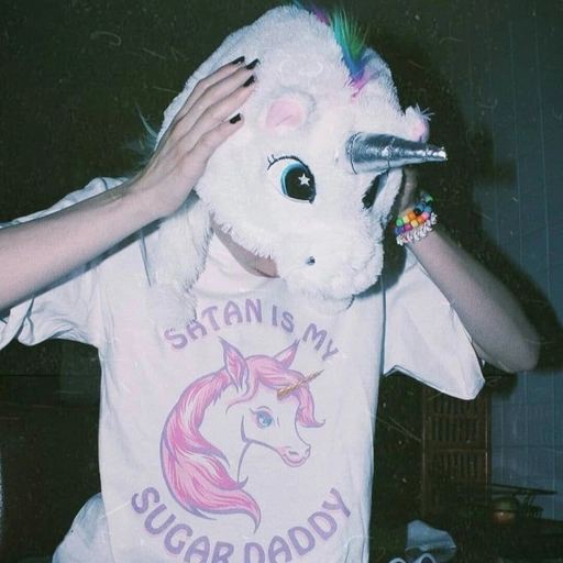 edgy pfp grunge vibes