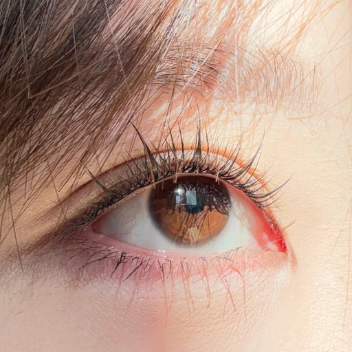 aesthetic glitter eye pfp