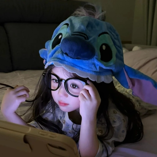 kawaii aesthetic pfp girl