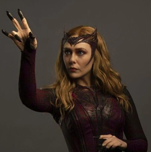 wanda maximoff pfp edgy