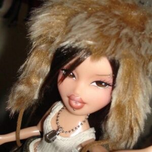 bratz pfp aesthetic mirror look