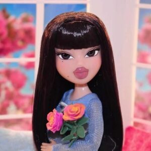 bratz pfp with glossy lips