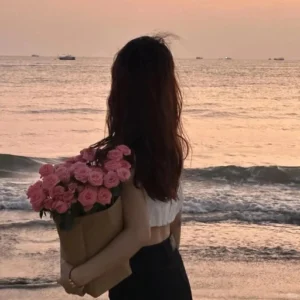 girly pfp warm morning tones