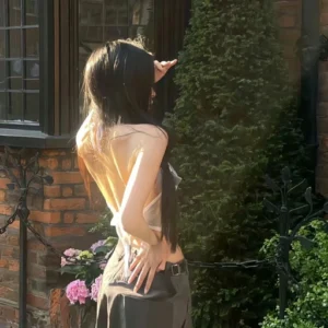 girly pfp with cozy mood